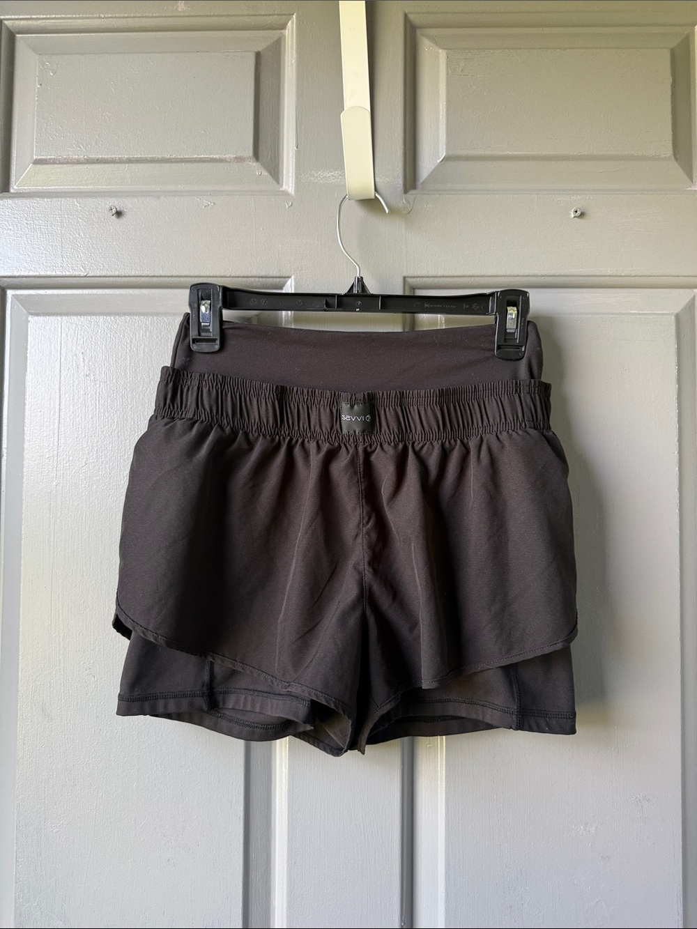 Layered Black Athletic Shorts with Elastic Waistband - Unbranded